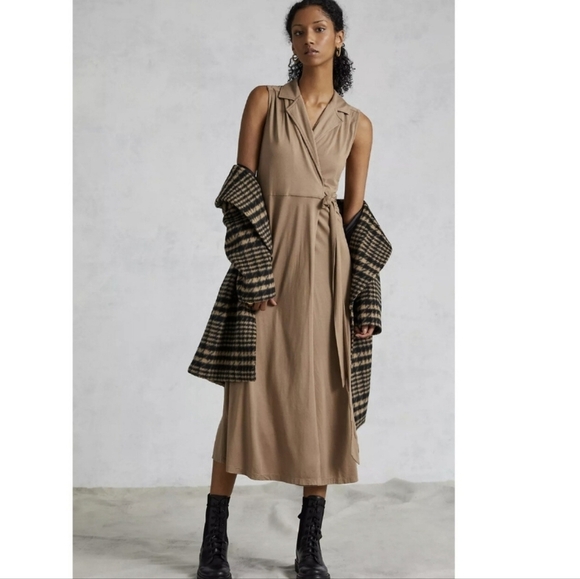 NWT Anthropologie Wrap Maxi Dress Taupe Brown Stretch Knit Chic streetwear SZ M - Picture 1 of 16